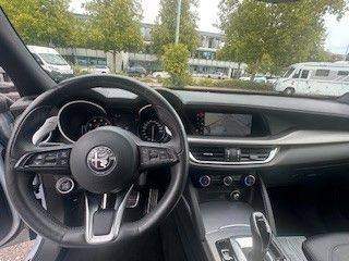 Alfa Romeo Stelvio 2021