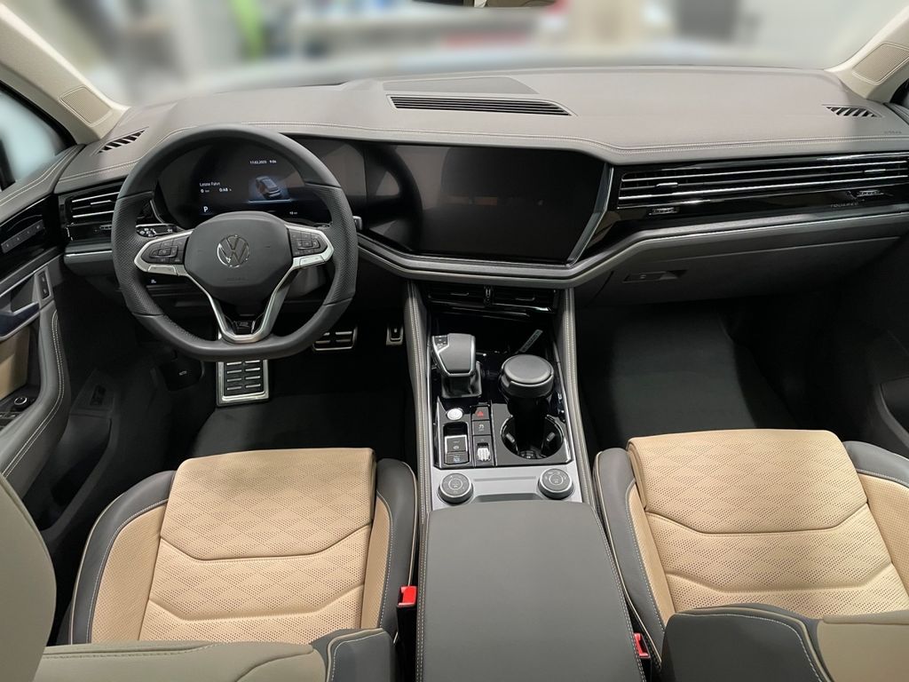Volkswagen Touareg 2025