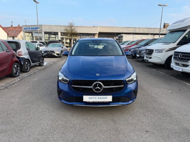 Mercedes-Benz B 250 2023