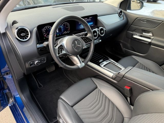 Mercedes-Benz B 250 2023