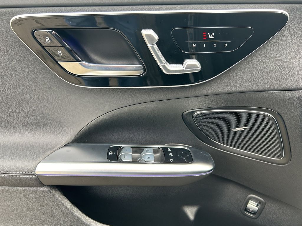 Mercedes-Benz C 300 2024