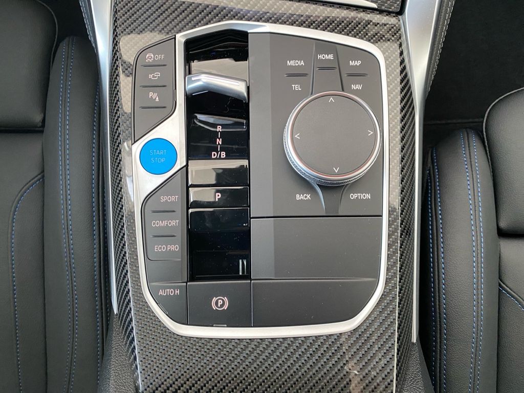 BMW i4 2025