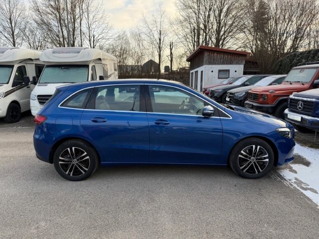 Mercedes-Benz B 250 2023