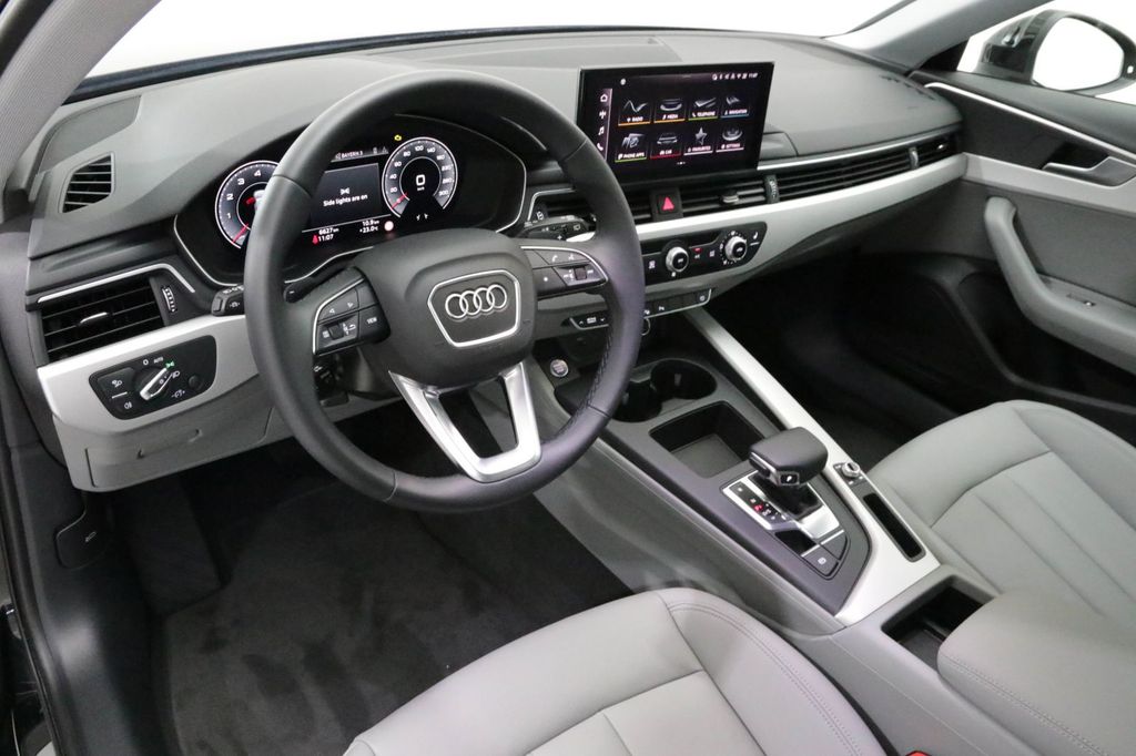 Audi A4 2025