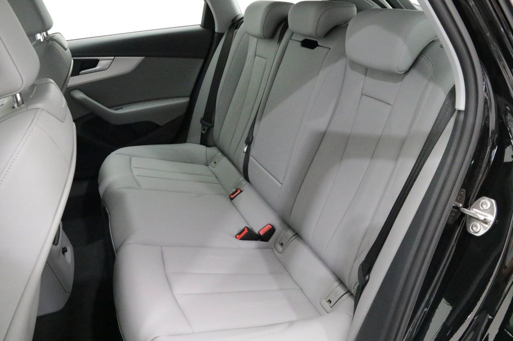 Audi A4 2025