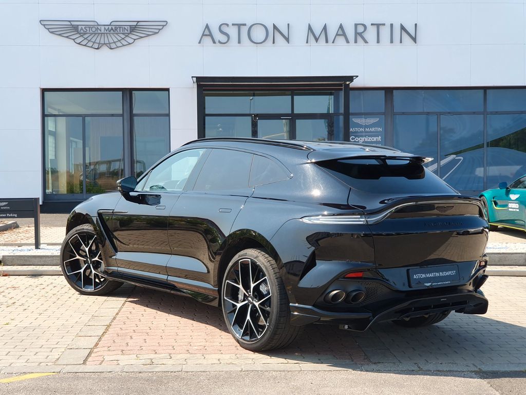 Aston Martin DBX 2024