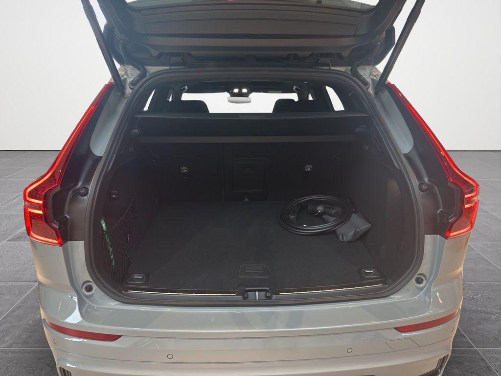 Volvo XC60 2025