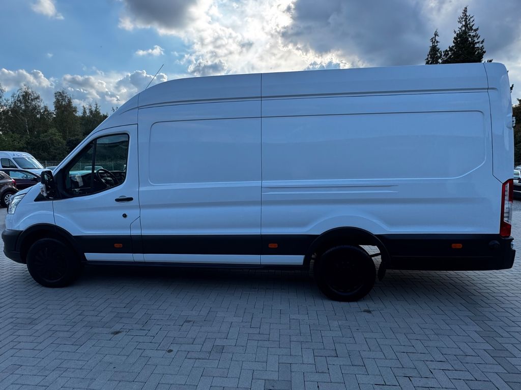 Ford Transit 2021