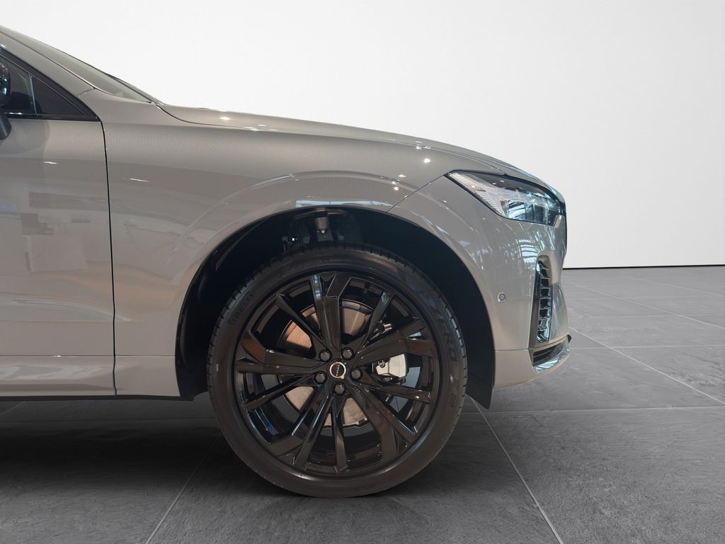 Volvo XC60 2025