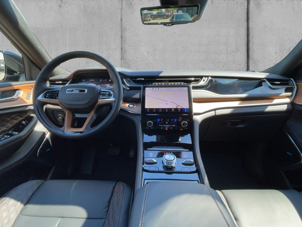 Jeep Grand Cherokee 2025