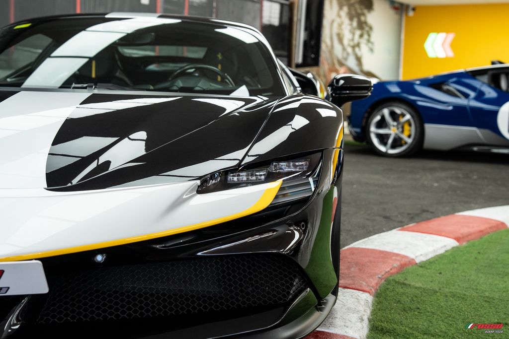 Ferrari SF90 2021
