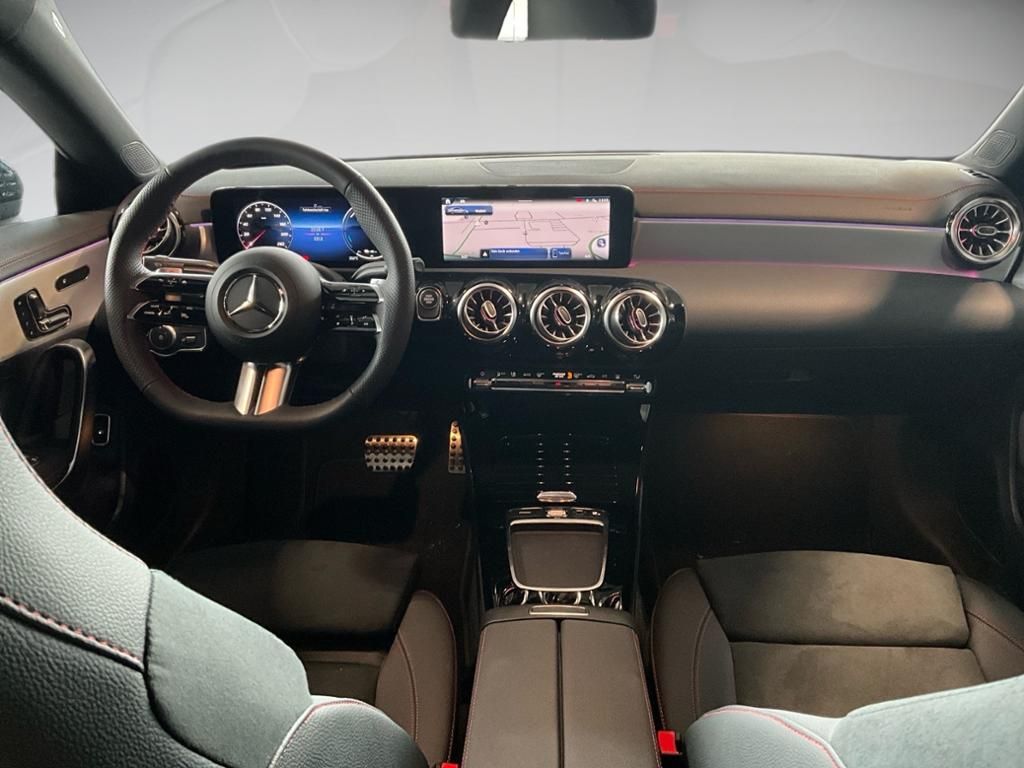 Mercedes-Benz CLA 250 2025