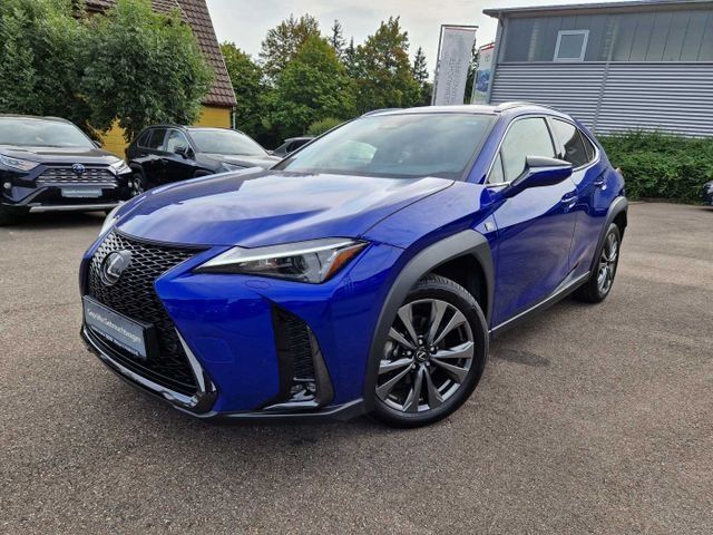 Lexus UX 2024