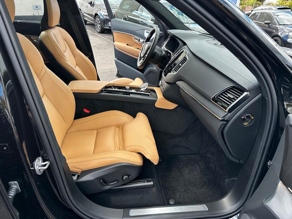 Volvo XC90 2024