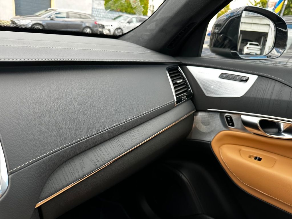 Volvo XC90 2024