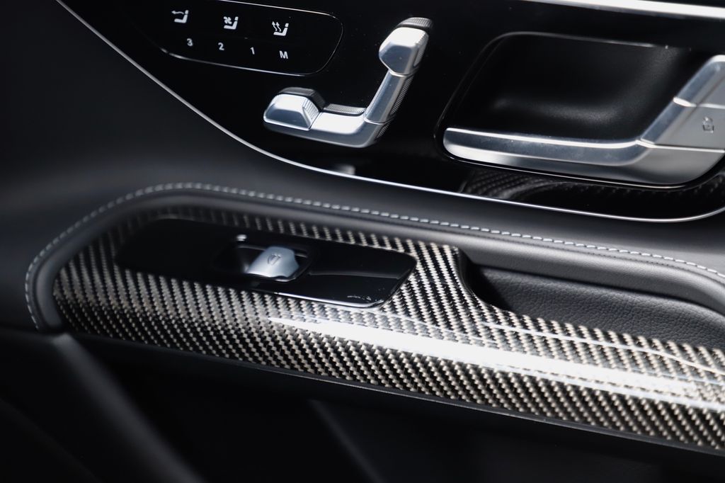 Mercedes-Benz SL 63 AMG 2023