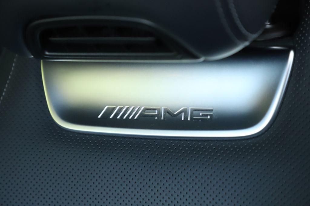 Mercedes-Benz SL 63 AMG 2023