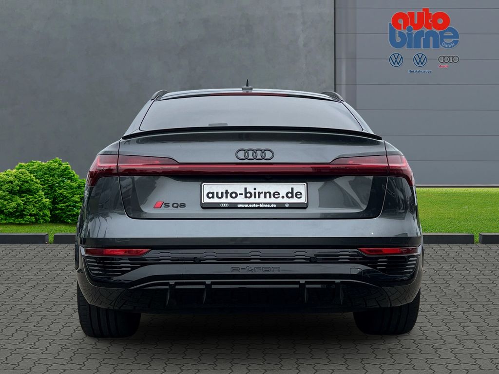 Audi SQ8 e-tron 2024