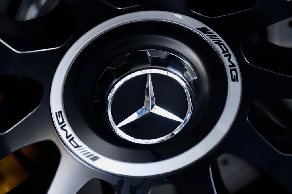 Mercedes-Benz SL 63 AMG 2023