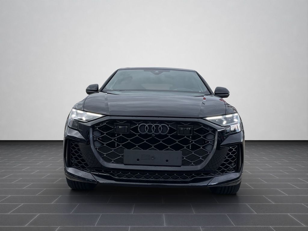 Audi RSQ8 2025