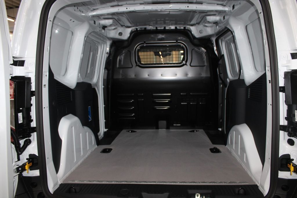 Ford Transit Courier 2025