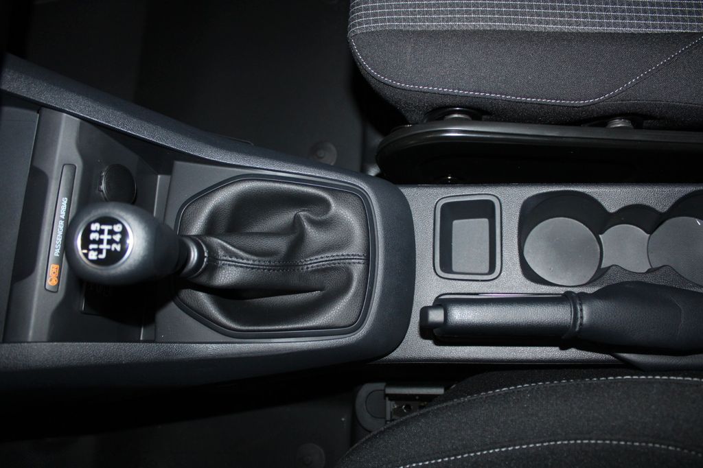 Ford Transit Courier 2025