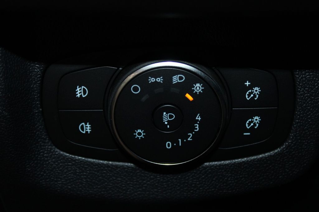 Ford Transit Courier 2025