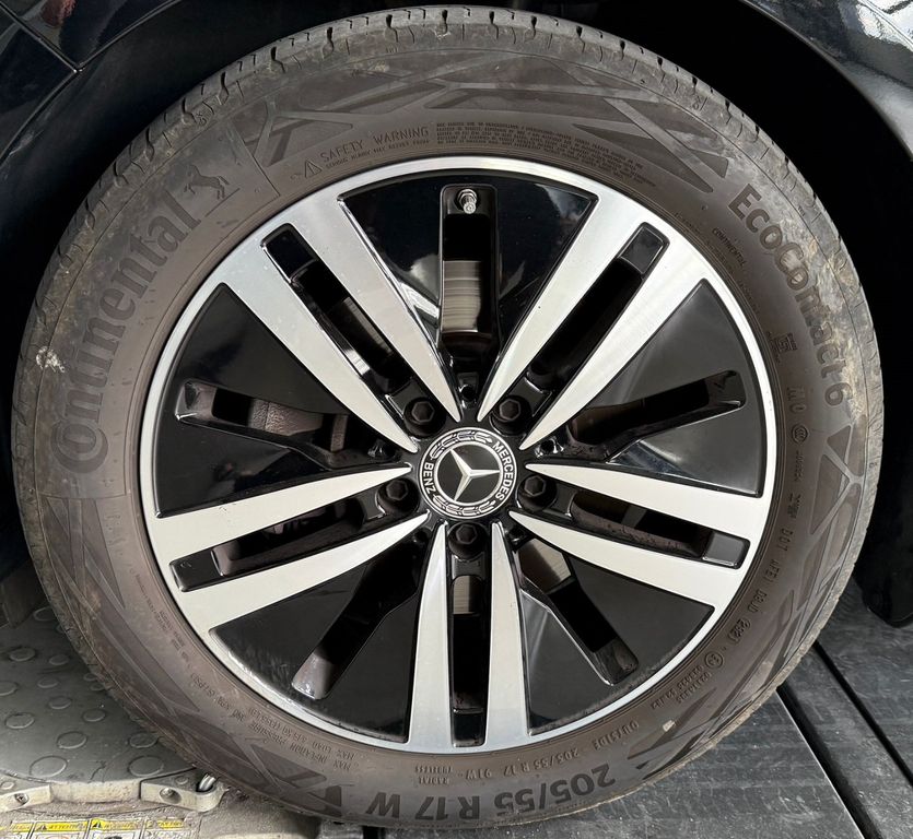 Mercedes-Benz B 200 2021