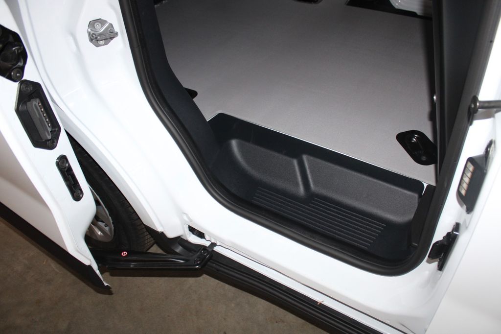 Ford Transit Courier 2025