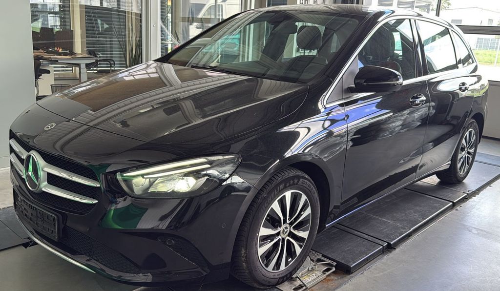 Mercedes-Benz B 200 2021
