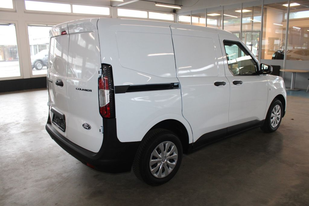 Ford Transit Courier 2025