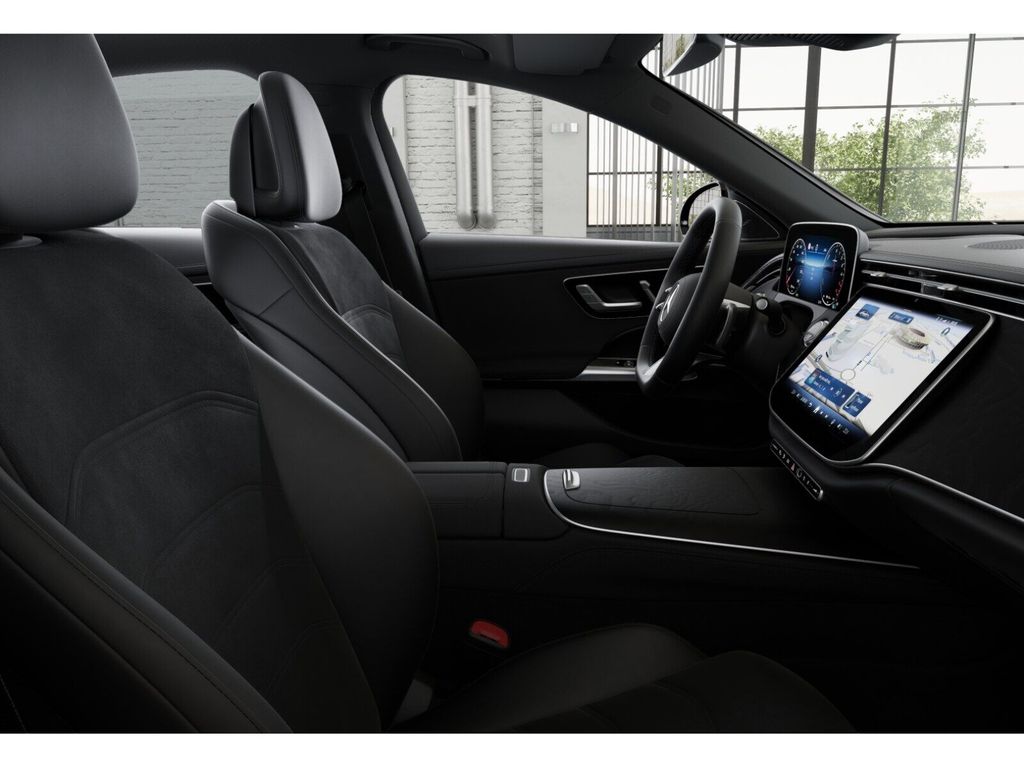 Mercedes-Benz E 300 2025