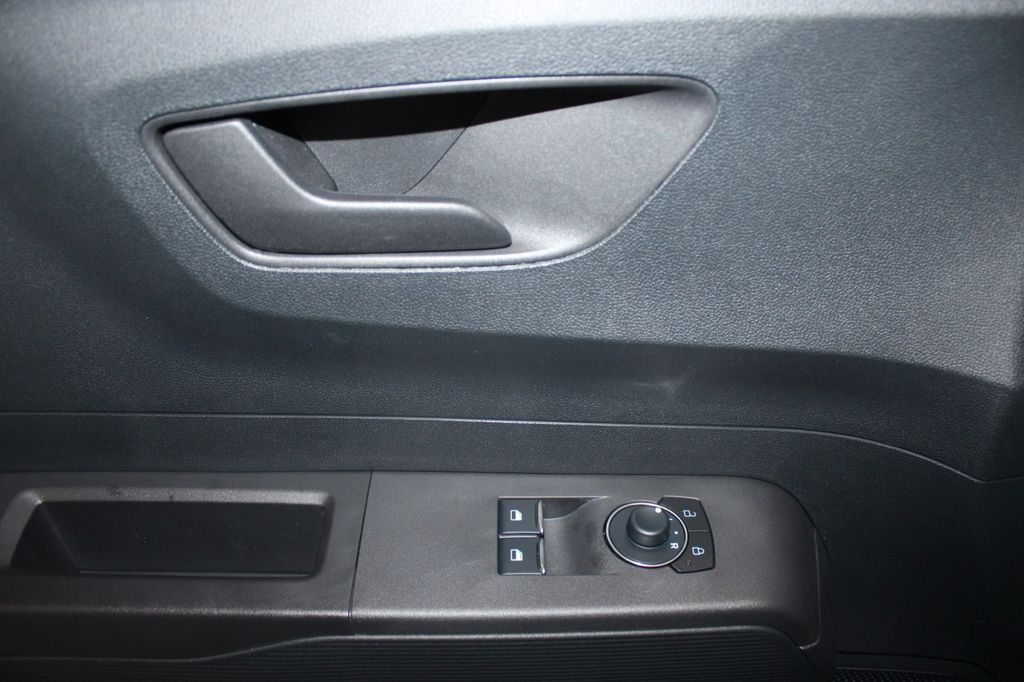 Ford Transit Courier 2025