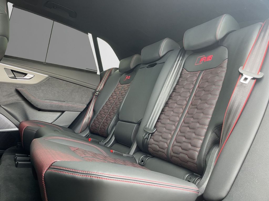 Audi RSQ8 2025