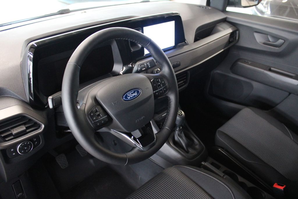 Ford Transit Courier 2025