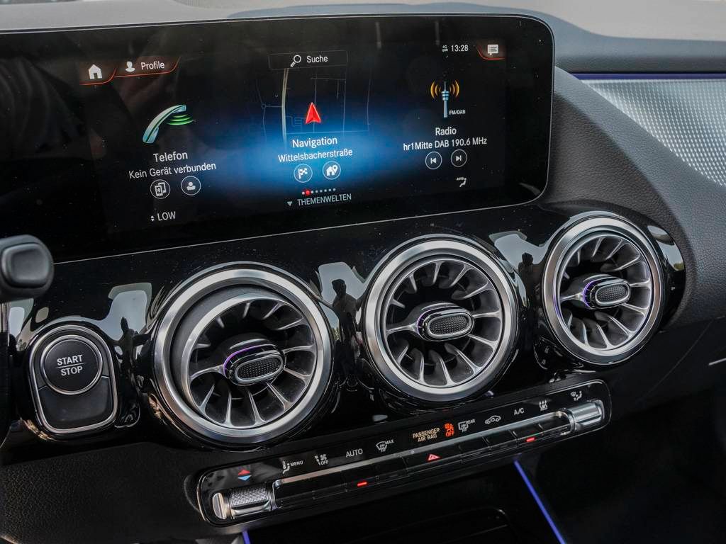 Mercedes-Benz EQA 2023