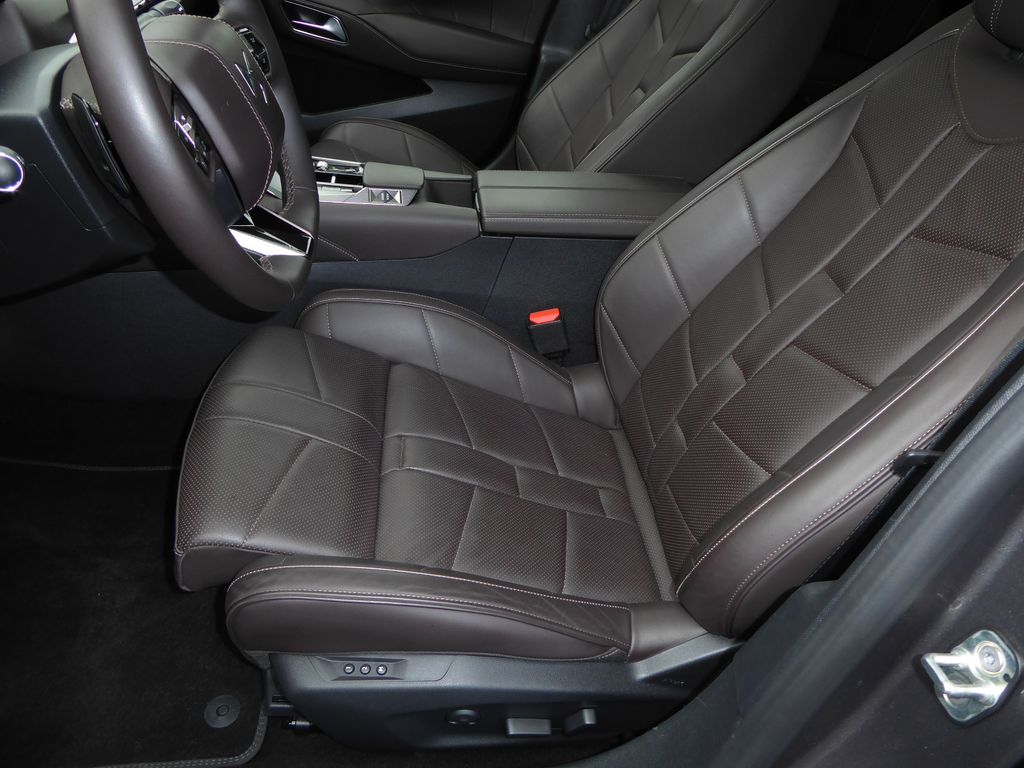 DS Automobiles DS4 2024