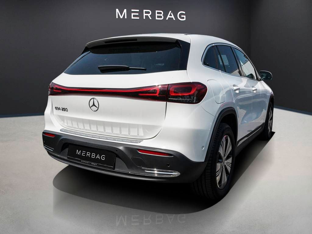 Mercedes-Benz EQA 2023