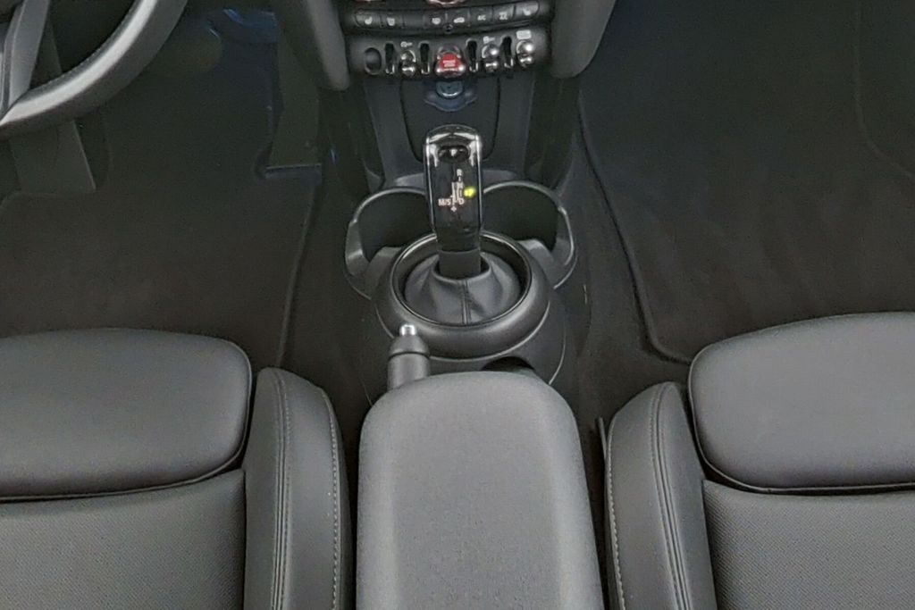 MINI Cooper Cabrio 2023