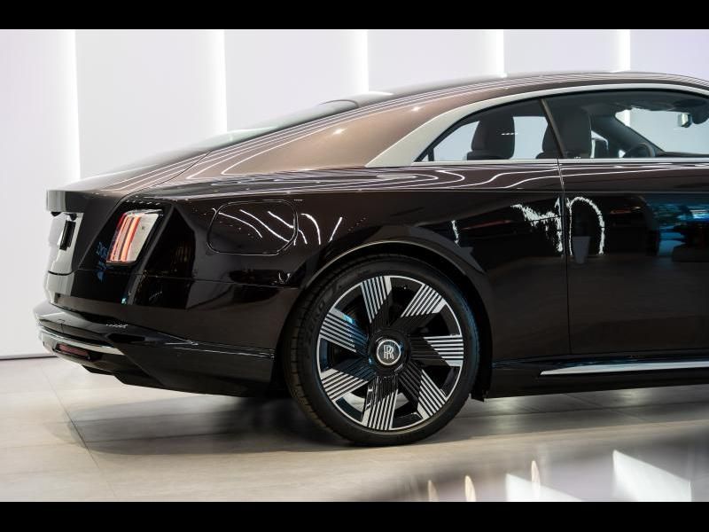 Rolls-Royce Spectre 2024
