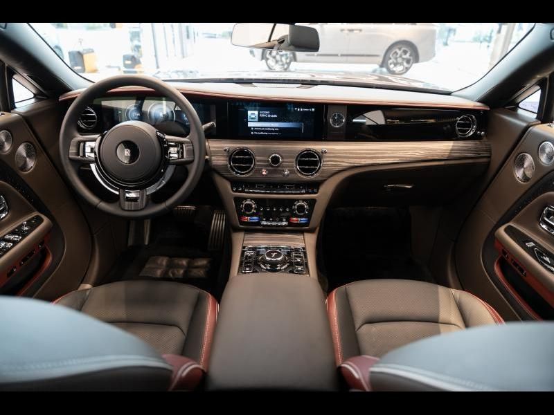 Rolls-Royce Spectre 2024