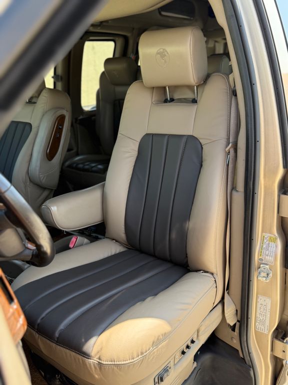 Chevrolet Express 2013