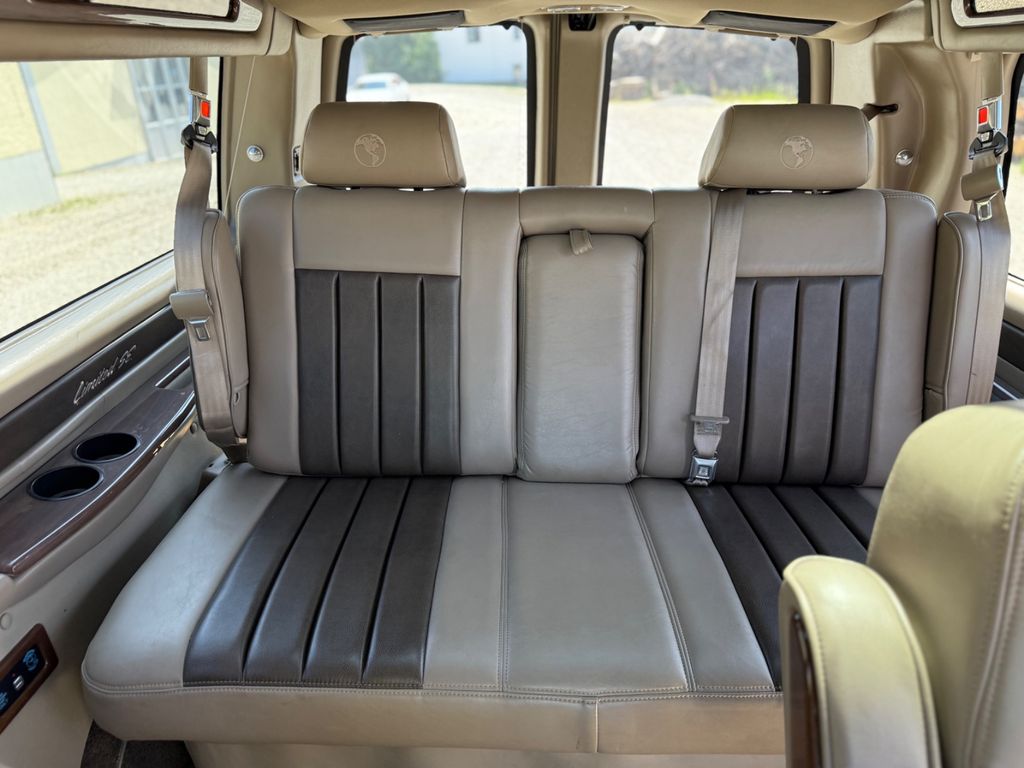 Chevrolet Express 2013