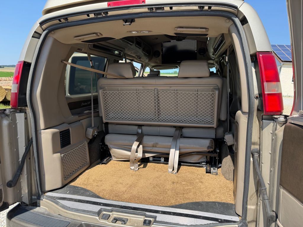 Chevrolet Express 2013