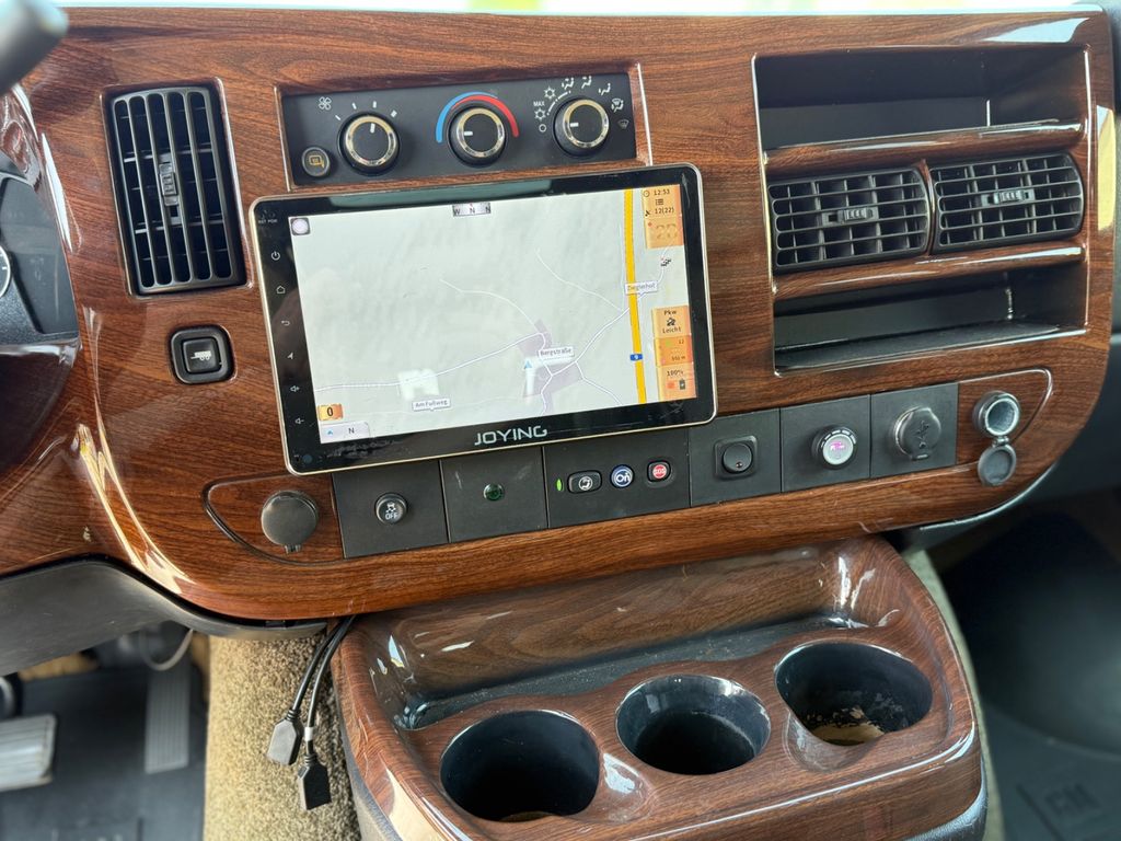 Chevrolet Express 2013