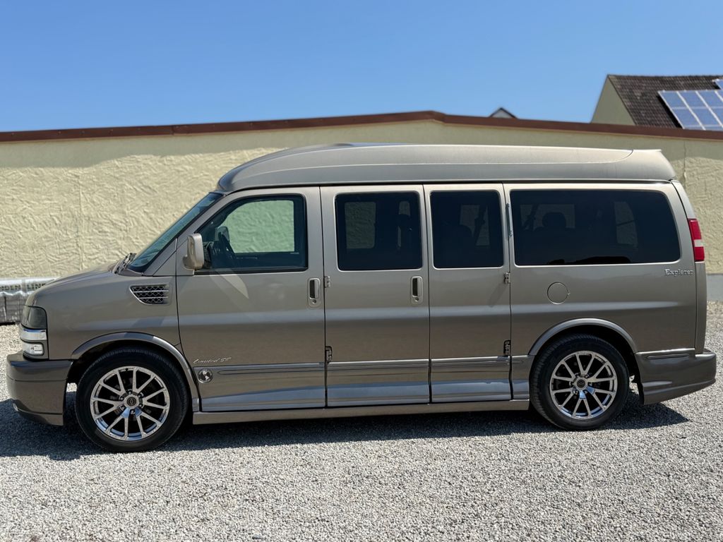 Chevrolet Express 2013