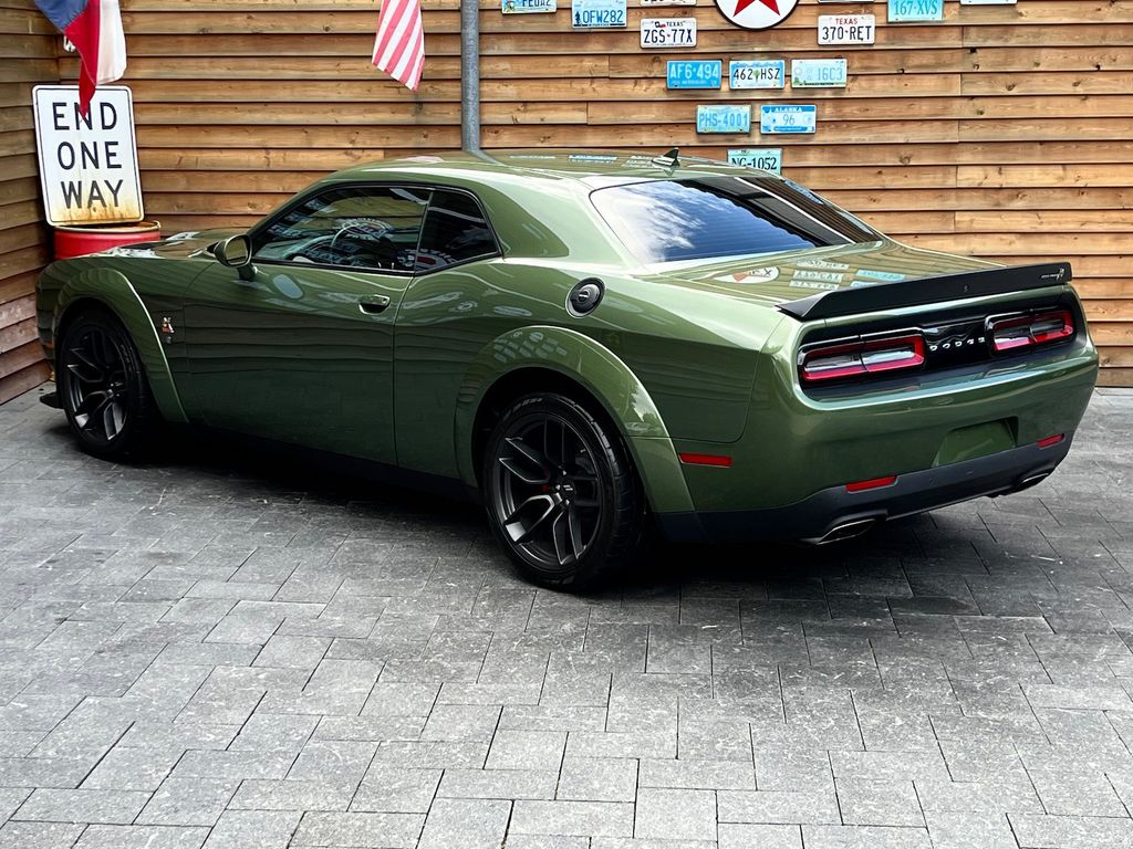Dodge Challenger 2023