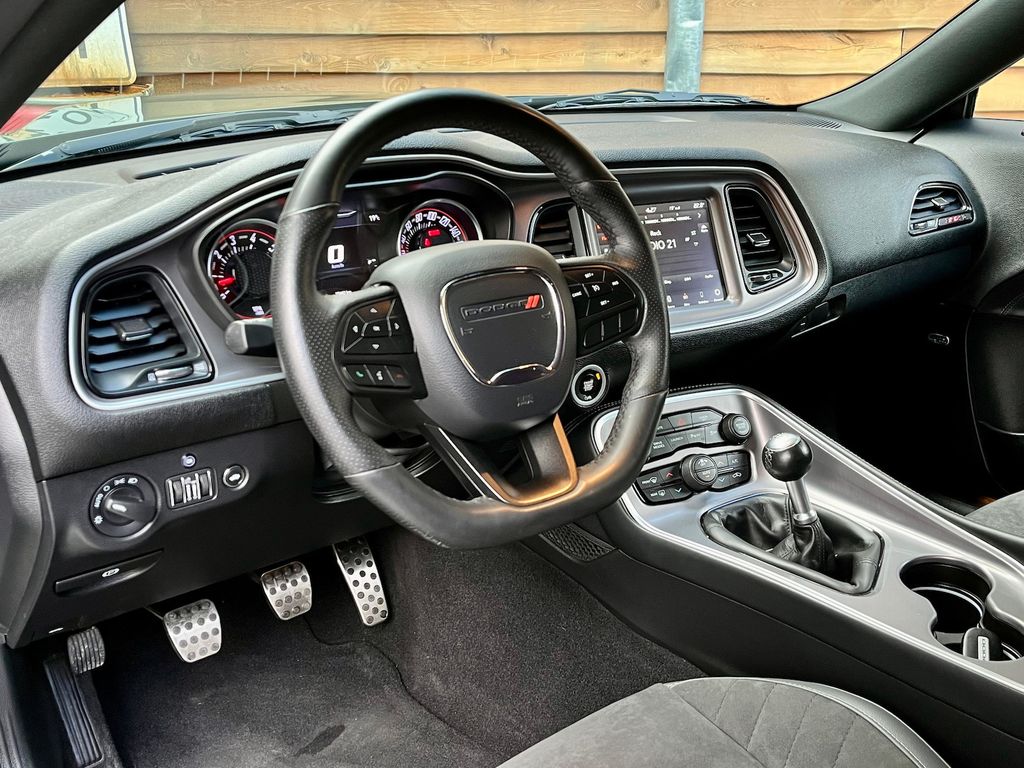 Dodge Challenger 2023