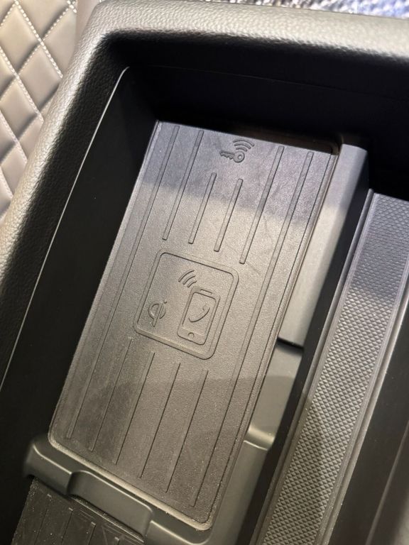 Audi A4 2023