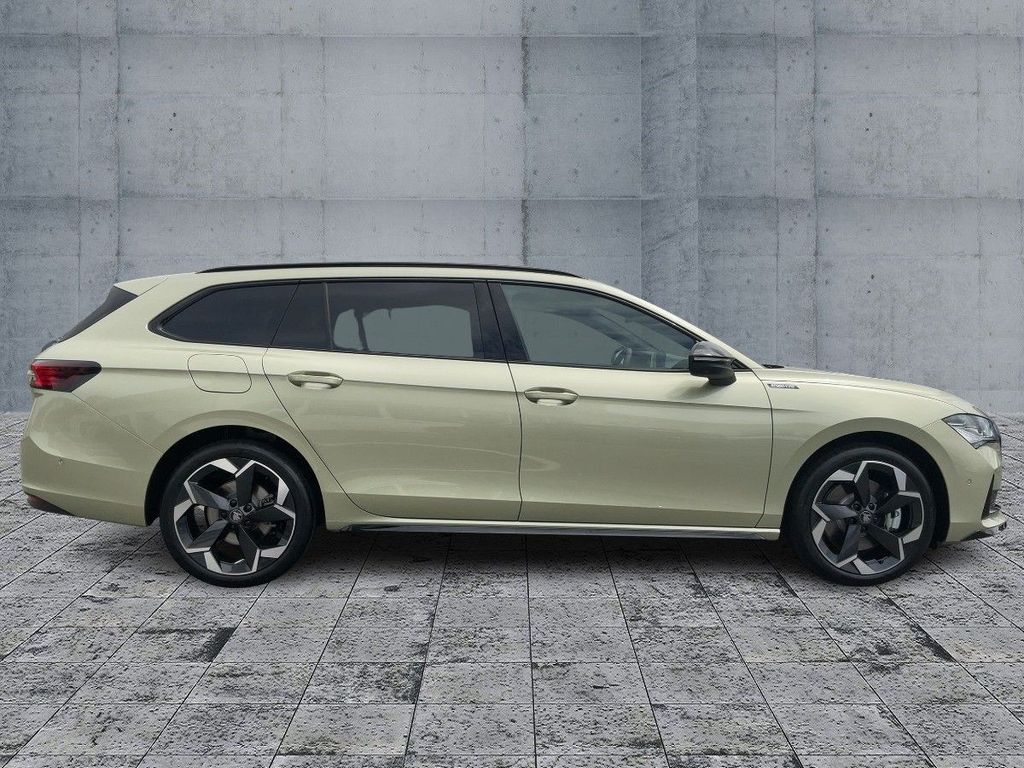 Skoda Superb 2025